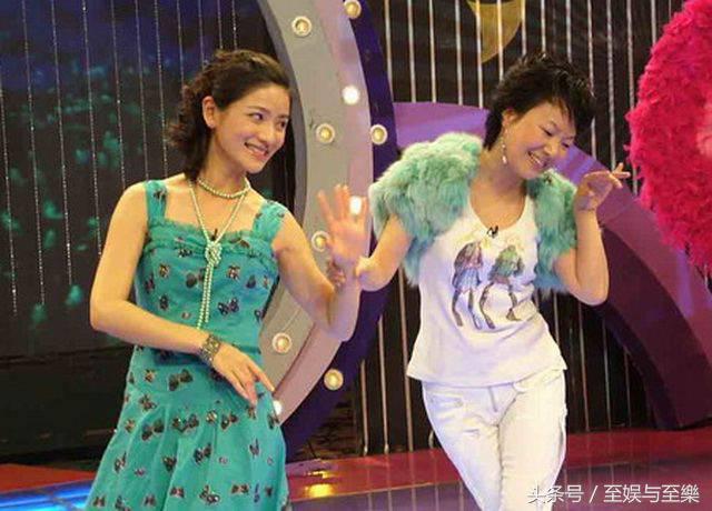 23岁成央视主播,23岁做婚礼主持人