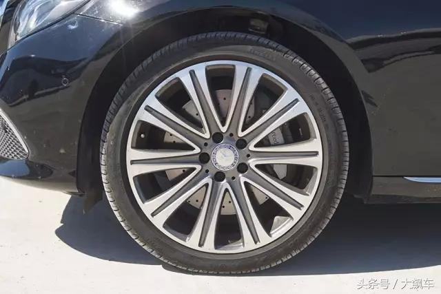 奔驰e320四驱,奔驰e320的四驱评测