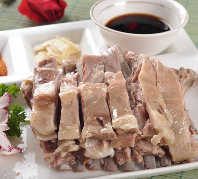 穆斯林餐厅指的是清真吗,穆斯林餐厅是清真餐厅吗