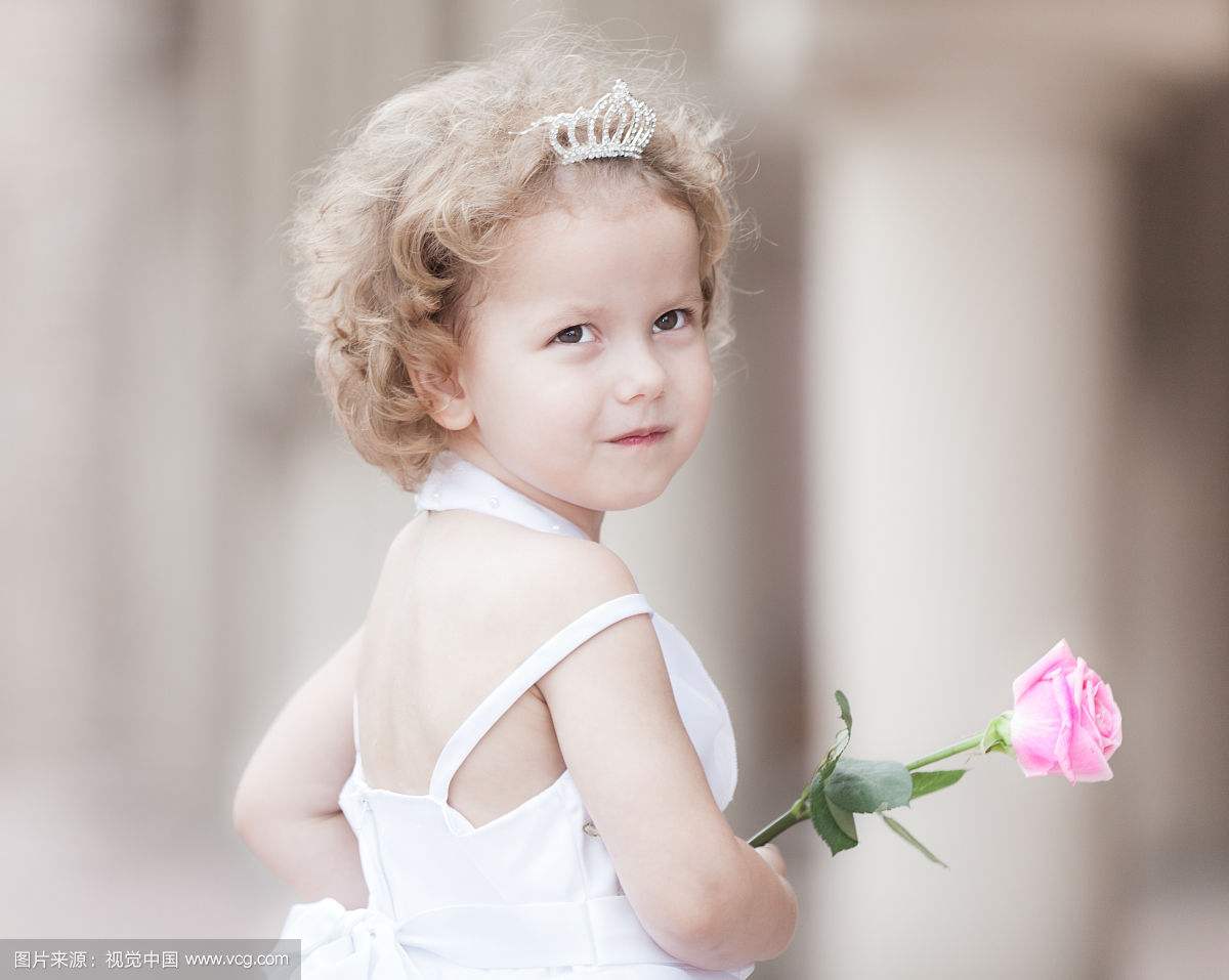 遇上自私自利的小姑子怎么办,摊上个好吃懒做的儿媳妇怎么办