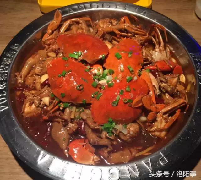 一个老外说一年之内吃遍全中国,一外国小哥声称要吃遍中国