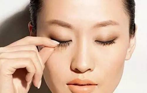 左眼跳是好事还是坏事的征兆,左眼跳是有好事发生还是坏事发生