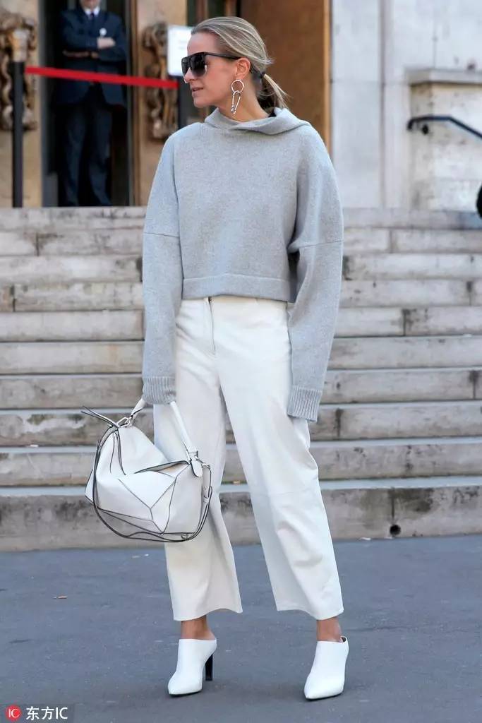 卫衣不好看怎么搭配,卫衣不好看搭配什么裤子