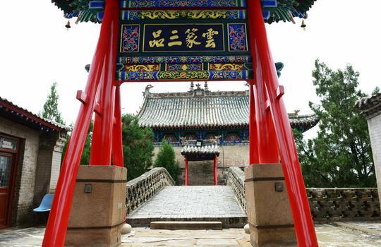 黄河岸边的久久护佑——白云山