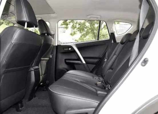 全新rav4荣放势不可挡惊艳登场,全新rav4荣放买哪款最划算