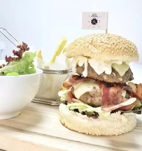 青岛适合情侣约会的美食店,青岛站适合约会的美食