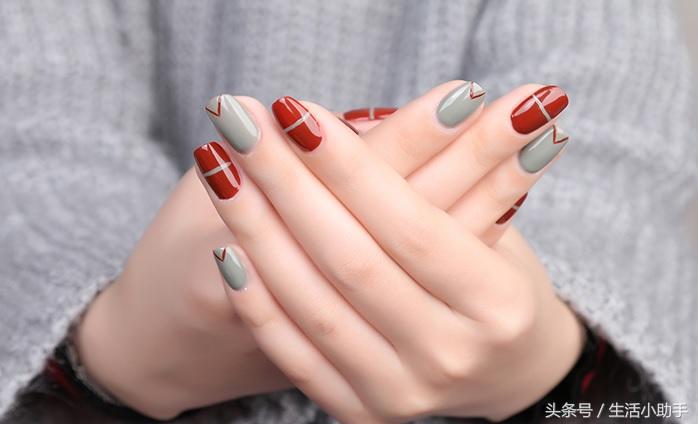 指甲油气质,2023指甲油流行色渐变色