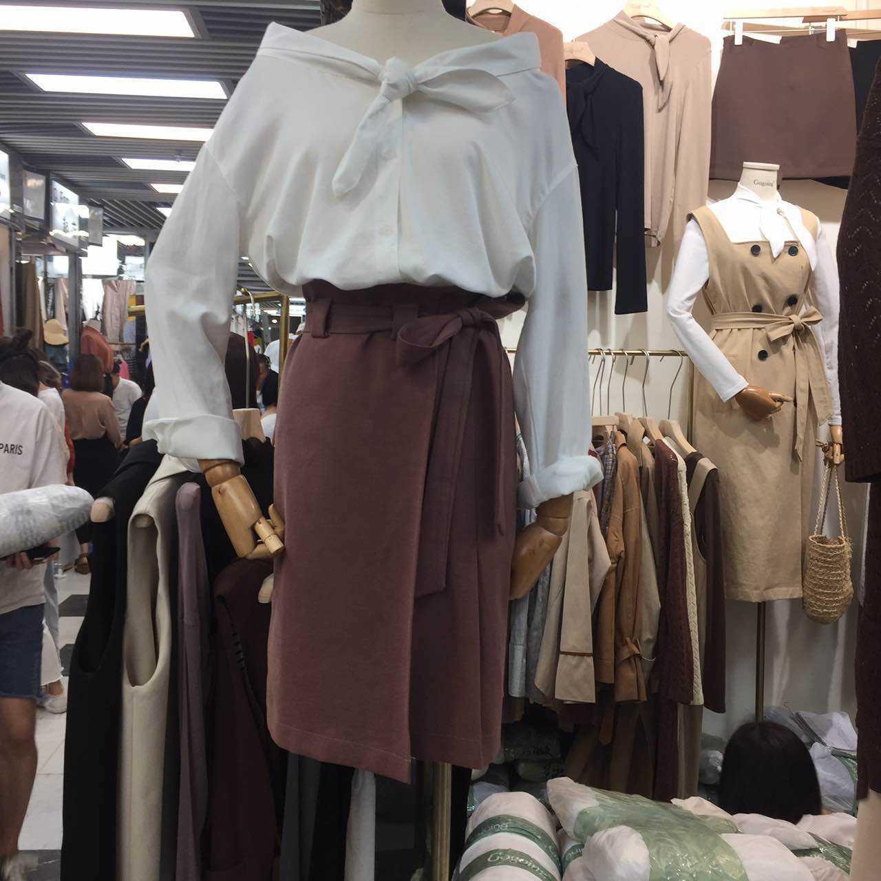 广州汇美十三行批发市场流行趋势，你hold住吗？