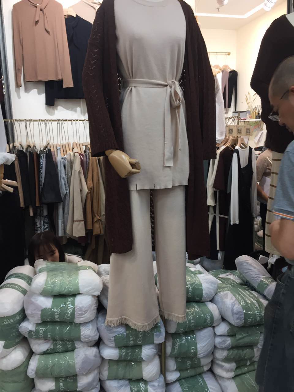 广州汇美十三行批发市场流行趋势，你hold住吗？