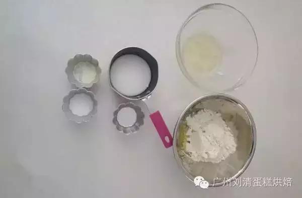 学做马卡龙蛋糕,马卡龙甜品制作教程视频