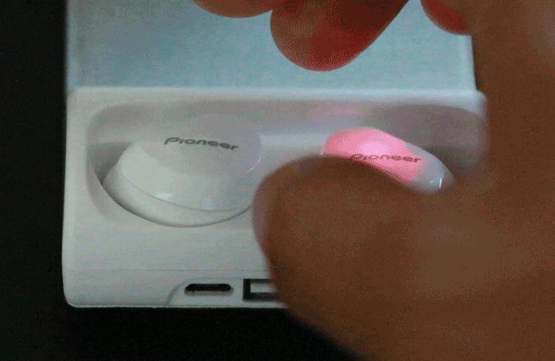 所有无线耳机的使用说明,盒装无线耳机如何使用