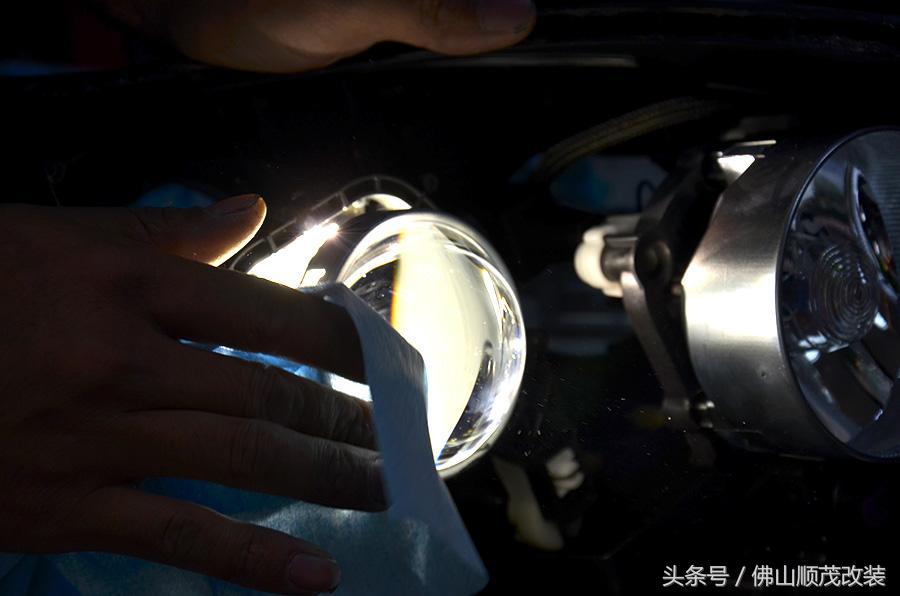 奔驰r350商务车6座,10万公里的奔驰r350值得推荐吗