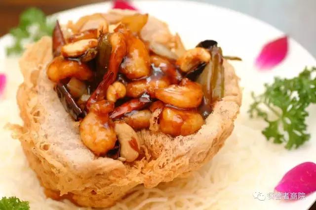 夜泊“御庭”,花1000美金看六朝风景