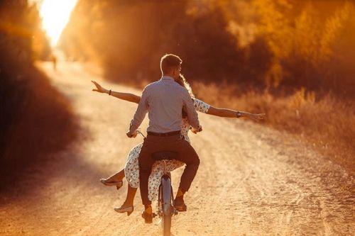 想怎样疯就怎样疯,疯就疯吧笨就笨吧文案