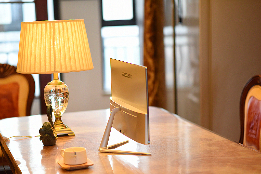 薄如刀锋，台电T24AIR一体机电脑为何敢以“空气”自居？