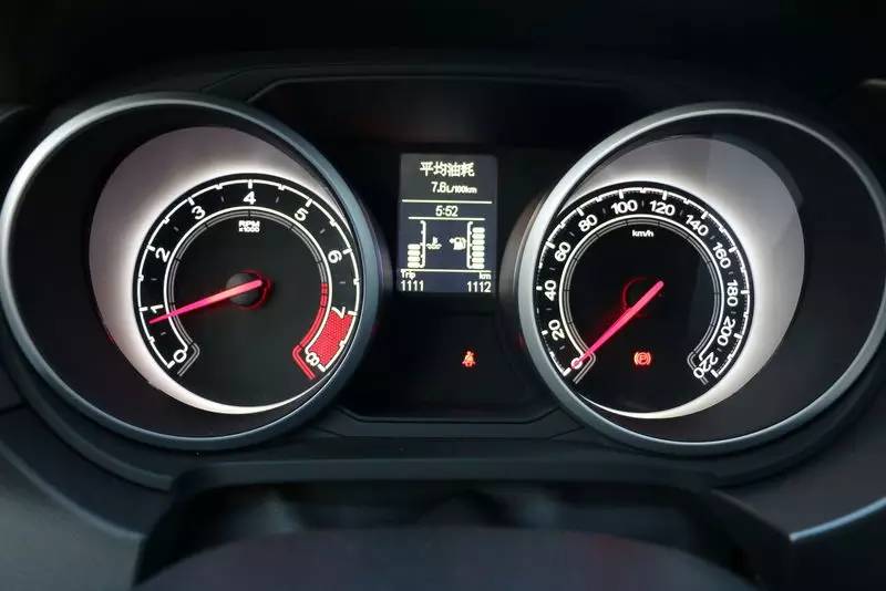 名爵锐腾两驱底盘解析,锐腾外观改装最佳方案