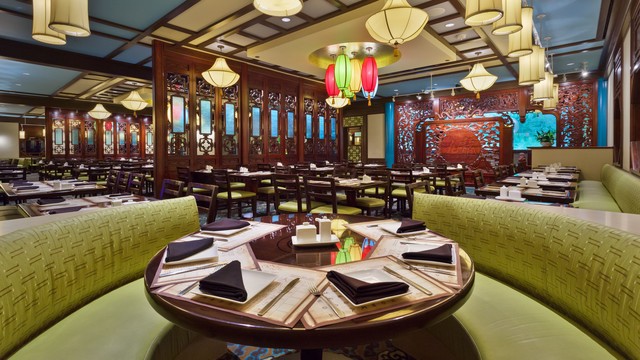 去美国迪士尼打工怎么样,在迪士尼工作的日常生活