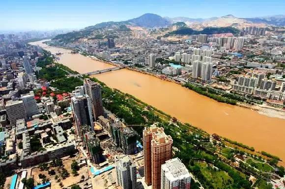 高铁山水wifi,高铁上手机没电看了一路风景