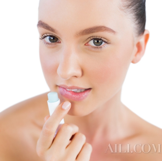 嘟嘟唇被男朋友亲了,嘟嘟唇怎么才能溶掉