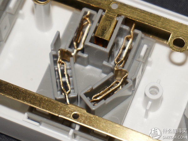 航嘉插排100w,航嘉插排1米