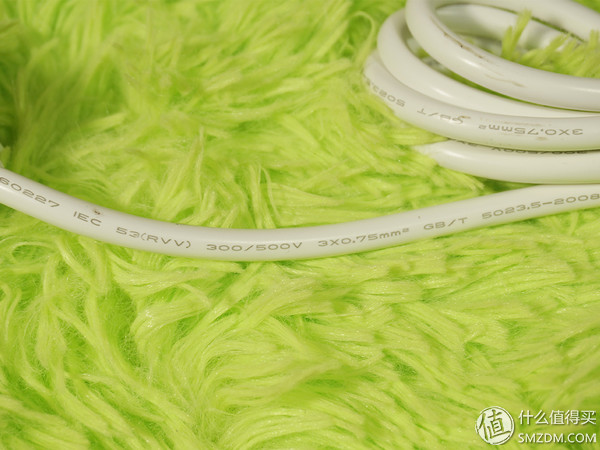 航嘉插排100w,航嘉插排1米