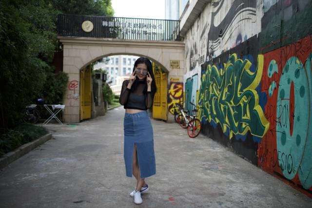 旱鸭子也可以花样秀泳衣，个个都是美人鱼