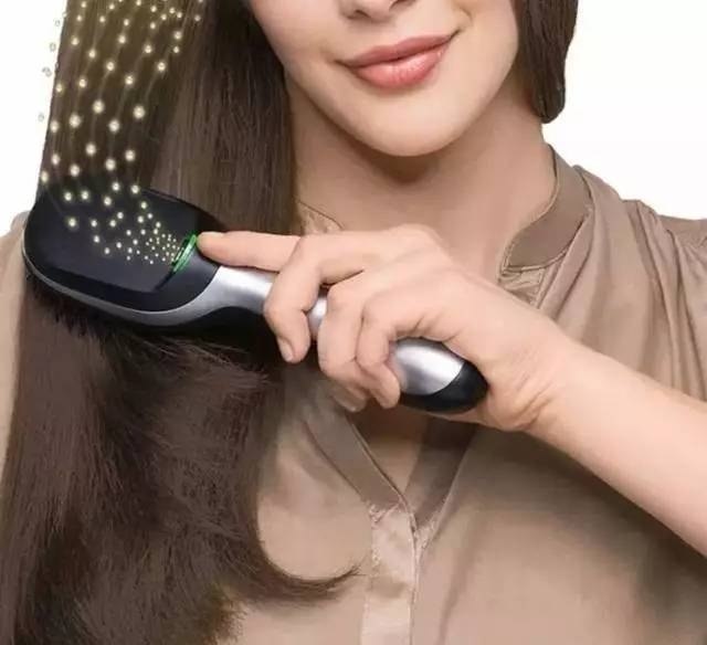 明星推荐的檀木梳子,最新款超级好用的梳子