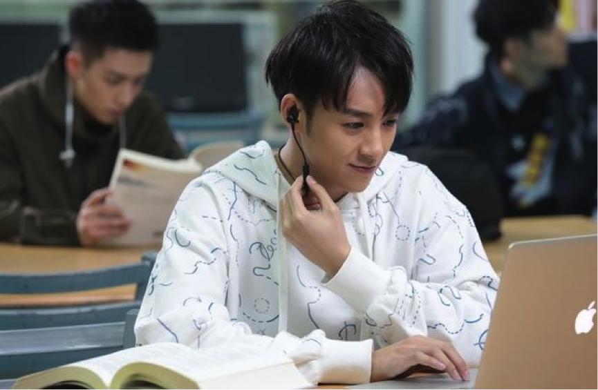 耳机佩戴久痛,耳机戴久了耳朵痛怎么按摩