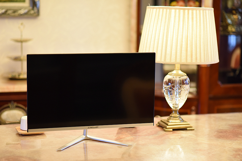 薄如刀锋，台电T24AIR一体机电脑为何敢以“空气”自居？