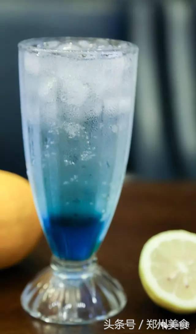 郑州东区萌猫主题披萨小店，铲屎官快来这吸猫了！