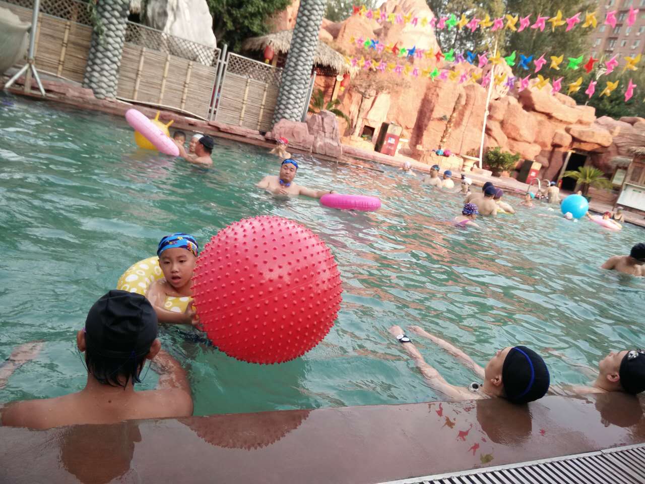 沈阳美国郡温泉度假村,沈阳美国郡温泉票价