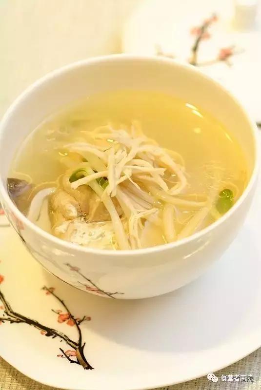 夜泊“御庭”,花1000美金看六朝风景