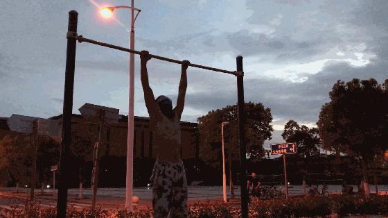 街健的几个经典动作,最难的街健动作合集