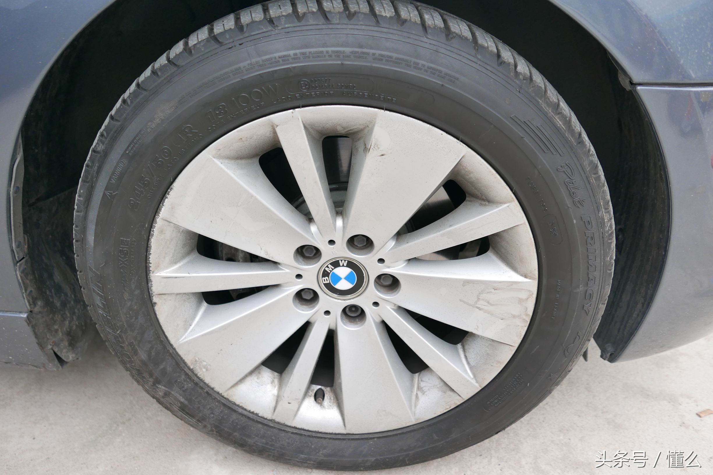 宝马7系m760深蓝色,宝马7系老款e66试驾