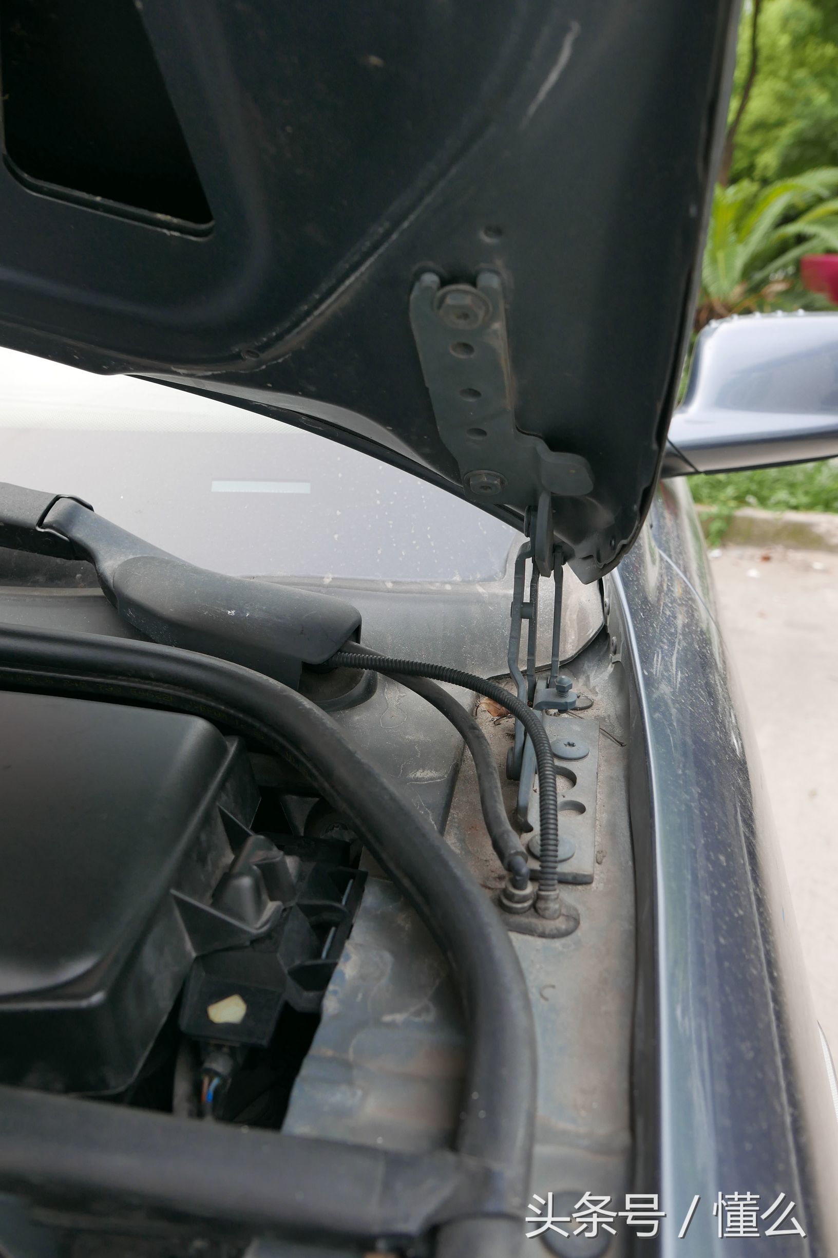 宝马7系m760深蓝色,宝马7系老款e66试驾