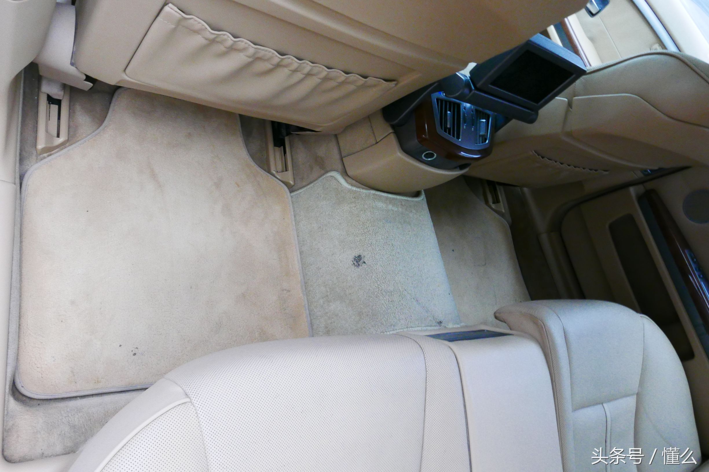 宝马7系m760深蓝色,宝马7系老款e66试驾