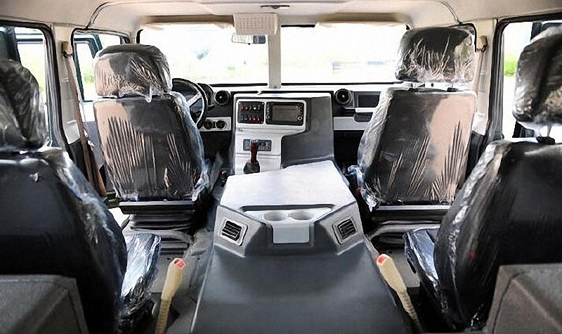 全面超越悍马，国产越野车售价百万，跟它比吴京开的BJ40就像玩具