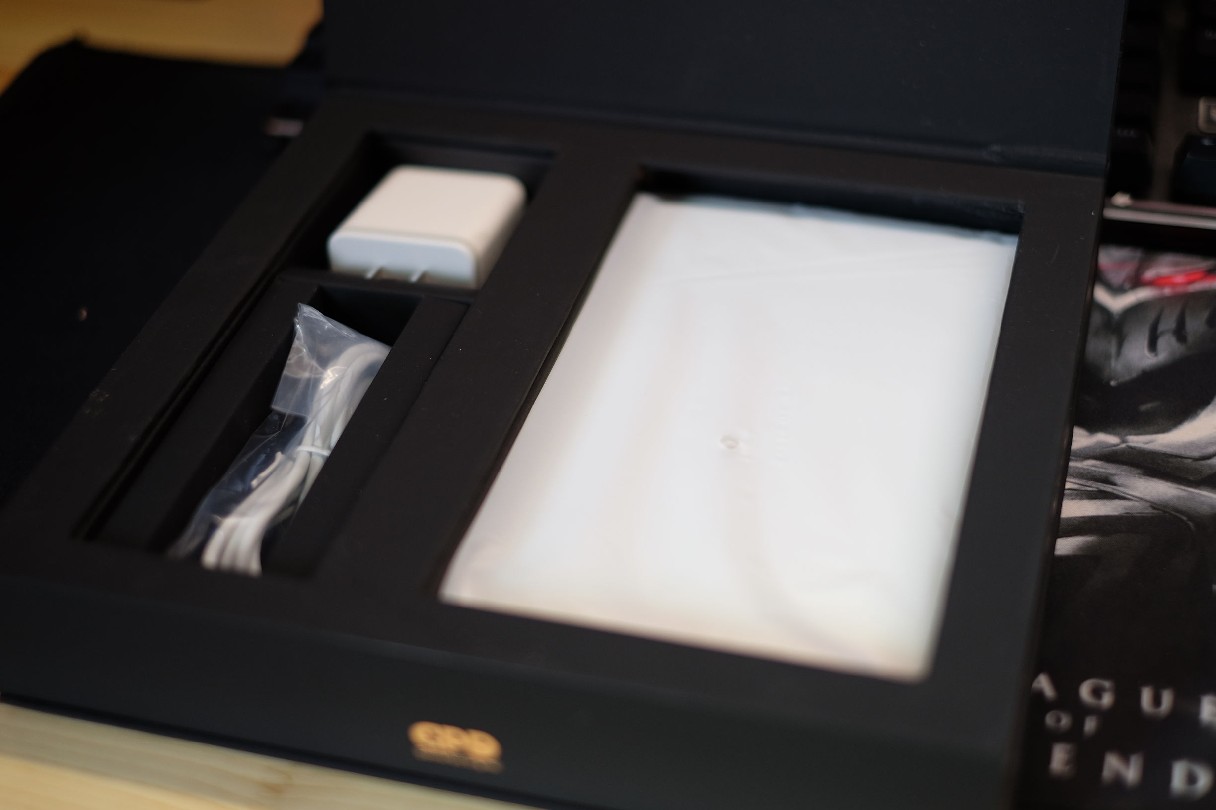 gpdpocketwin10迷你笔记本,可以装进口袋的笔记本电脑