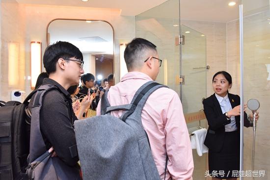 这家遍布全国的酒店房间拥有五星的配置,价格确是经济连锁的标准