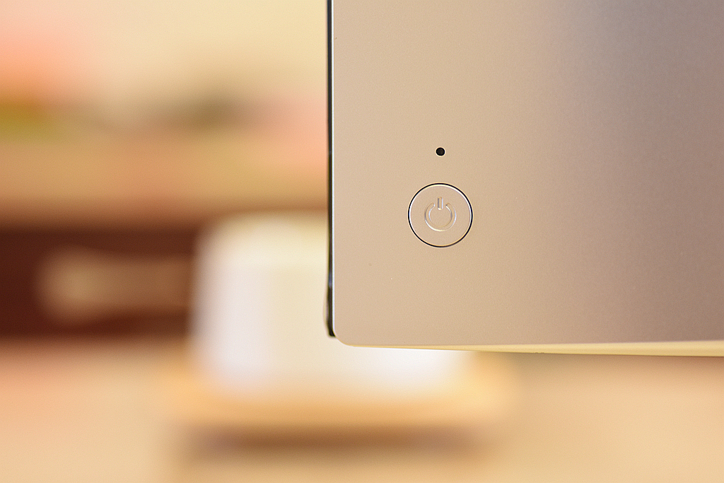 薄如刀锋，台电T24AIR一体机电脑为何敢以“空气”自居？