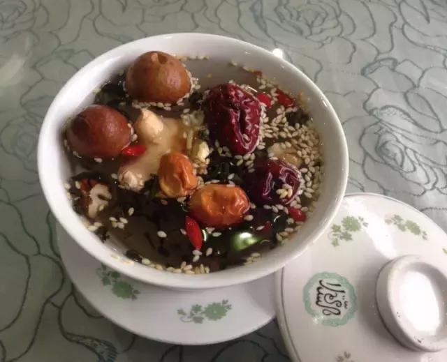 回族人著名的饮茶方式,回族泡茶习俗