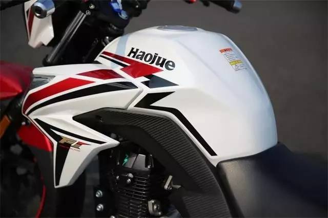 力帆kpr150和豪爵df150哪个好,豪爵df150适合年轻人吗