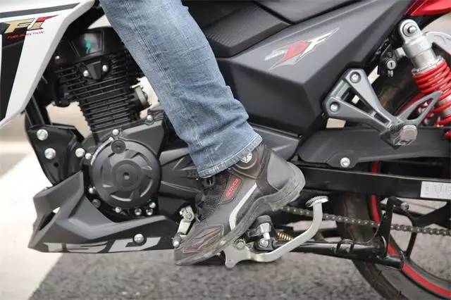 力帆kpr150和豪爵df150哪个好,豪爵df150适合年轻人吗