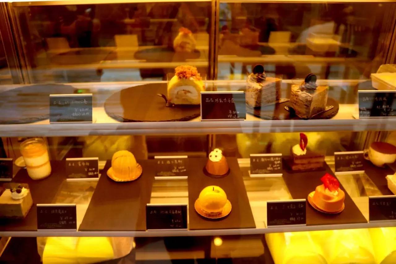 揣一张毛爷爷，吃遍长虹国际广场！