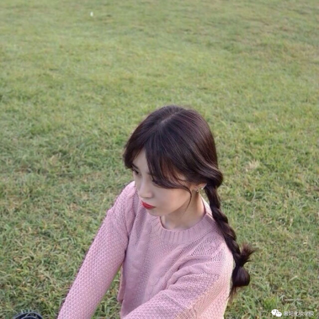 秋天适合戴帽子的编发教程中长发,适合秋天的新中式简单编发