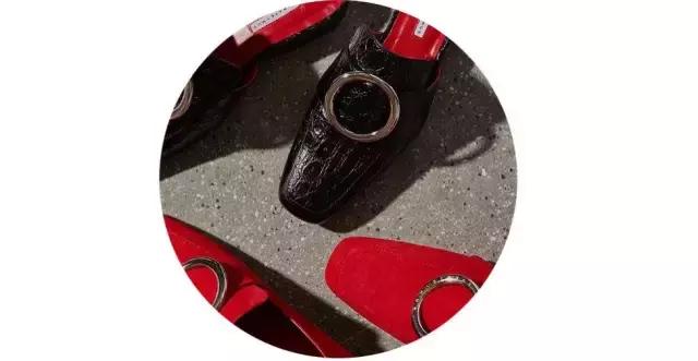 秋冬款鞋子建议买哪双,秋冬哪3双鞋子最值得入手