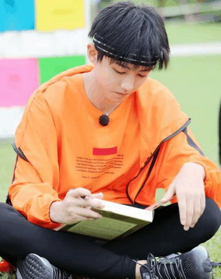 王俊凯和新同学,王俊凯和同学