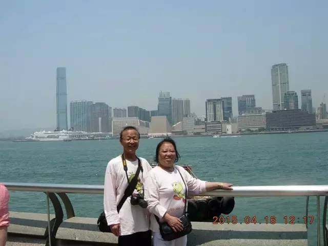 带着老伴穷游,开房车带老伴穷游