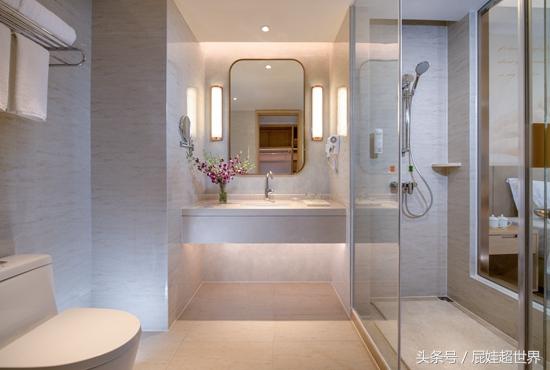 这家遍布全国的酒店房间拥有五星的配置,价格确是经济连锁的标准