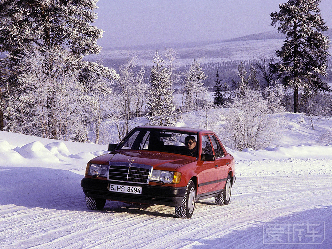 奔驰的四驱原理,奔驰的四驱越野